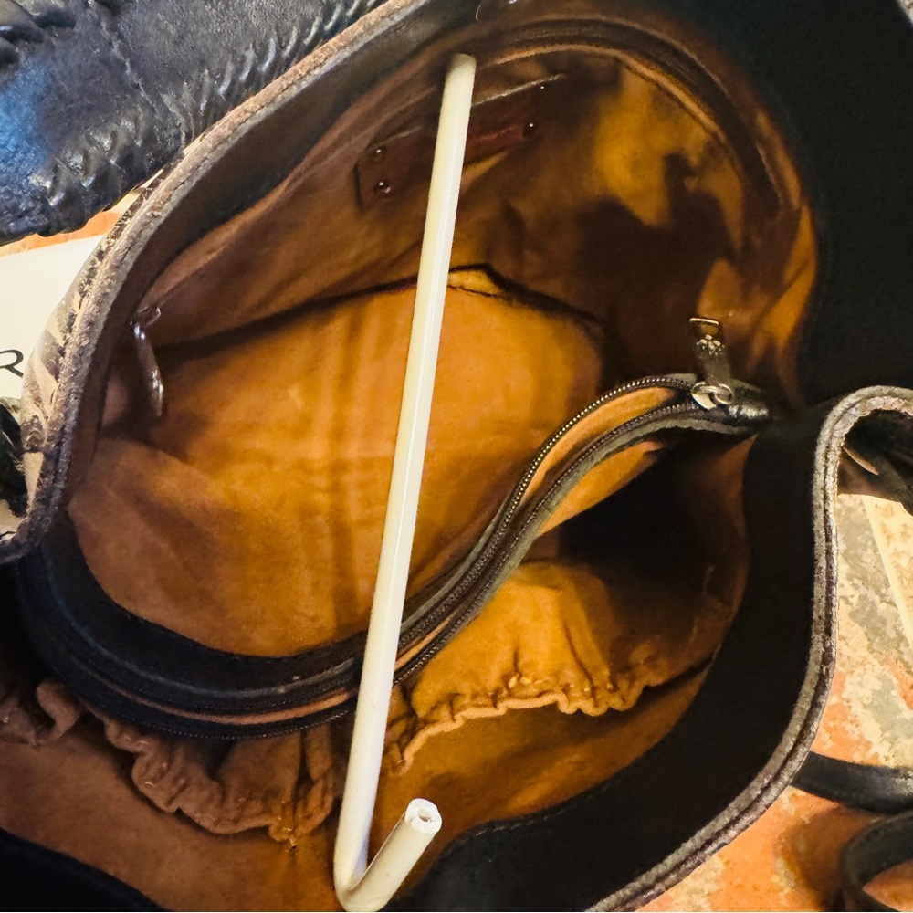 Beautiful Patricia Nash Otavia Sunflower Women's Distressed Leather Handbag! - Picture 11 of 13